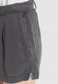 Khujo INDIRA Short Grau Gewaschen Femme 19 Khujo INDIRA Short Grau Gewaschen Femme -khujo Soldes 2de7bcff078b4e3cabfbe561f0a7dc9d