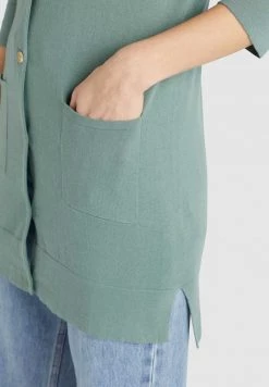 Khujo MANISHKE Gilet Mint Femme -khujo Soldes 3d960472cc7244d9a77ce00313ea8114