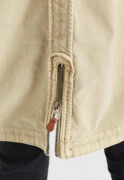 Khujo BANELE Parka Camel Femme -khujo Soldes 5688b1e6d638461483b8b18e5dabf205