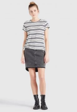 Khujo MATAMA T Shirt Imprimé Naturweiß Dunkelblau Gestreift Femme -khujo Soldes 86ee4284cb0a4934a5c33005d504de85