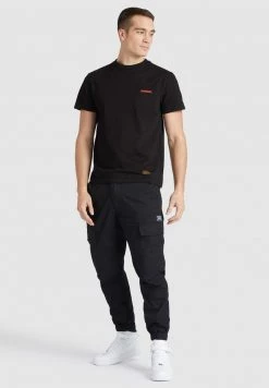Khujo DESTIN SOLID T Shirt Imprimé Schwarz Homme -khujo Soldes 949d648ccf204e57b646d76dc5b46b9f