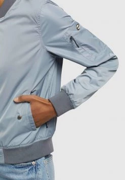 Khujo STENCE Blouson Bomber Blaugrau Hell Femme -khujo Soldes b92c8b7511c3454a8f26c300fa05a3c5