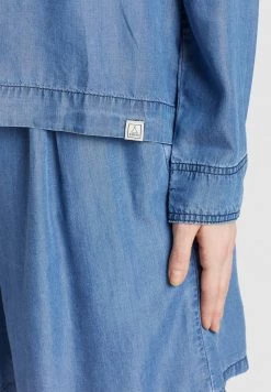 Khujo Femme ESAIA Chemisier Denim Blue -khujo Soldes c4fc097a6e254d2d82d56d1c502675ea